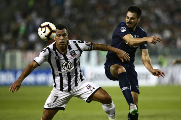 略更为稳重 略更为稳重